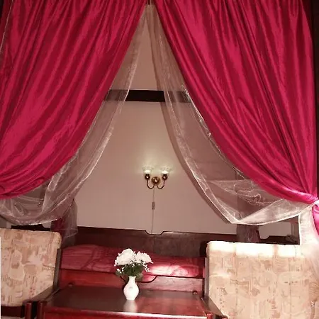 Hotel Helga 4*