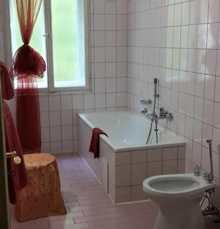 Helga Hotel 4*