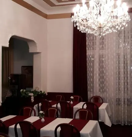 Helga Hotel