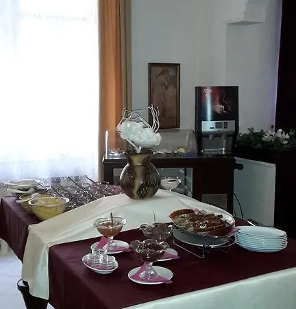 Helga Hotel Mariánské Lázně