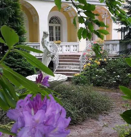 Helga Hotel 4*
